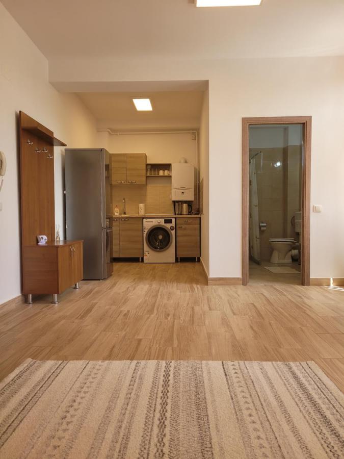 Apartamente Livada Râmnicu Vâlcea Exterior foto